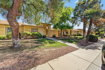18427 N 136th Ave, Sun City West, AZ 85375
