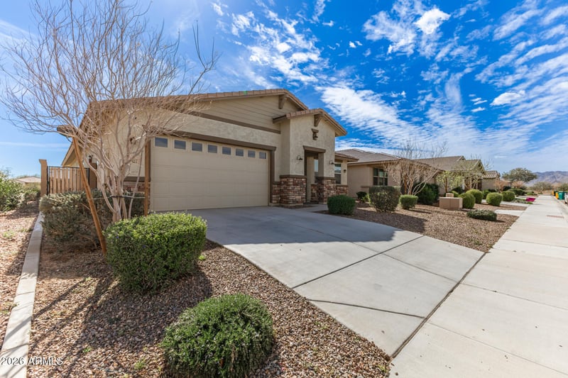 18427 Pasadena Ave, Litchfield Park, AZ 85340