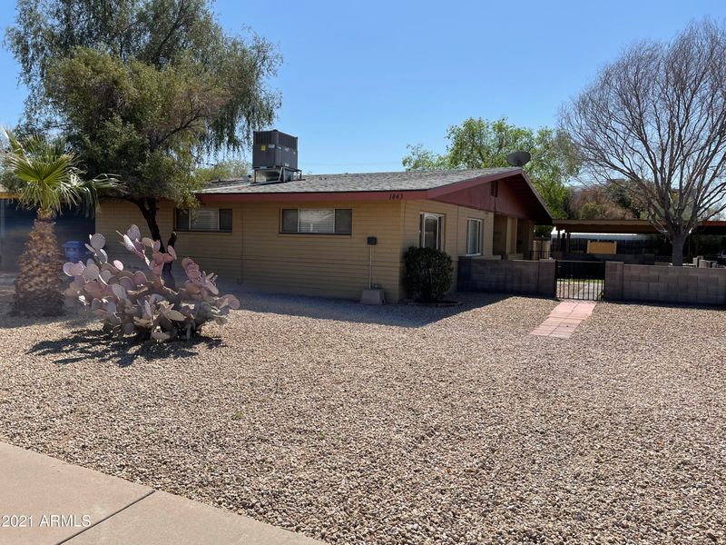 1843 E Cheery Lynn Rd, Phoenix, AZ 85016