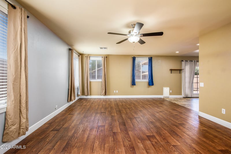 1843 Renaissance Ave, Apache Junction, AZ 85120