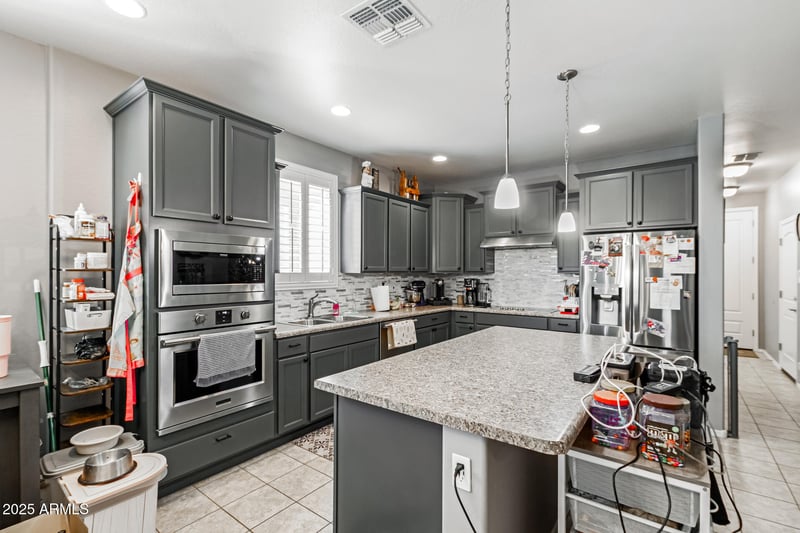 18431 Williams Rd, Surprise, AZ 85387