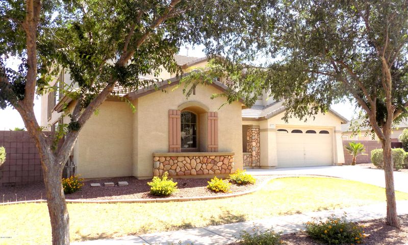 18435 E Cattle Dr, Queen Creek, AZ 85142