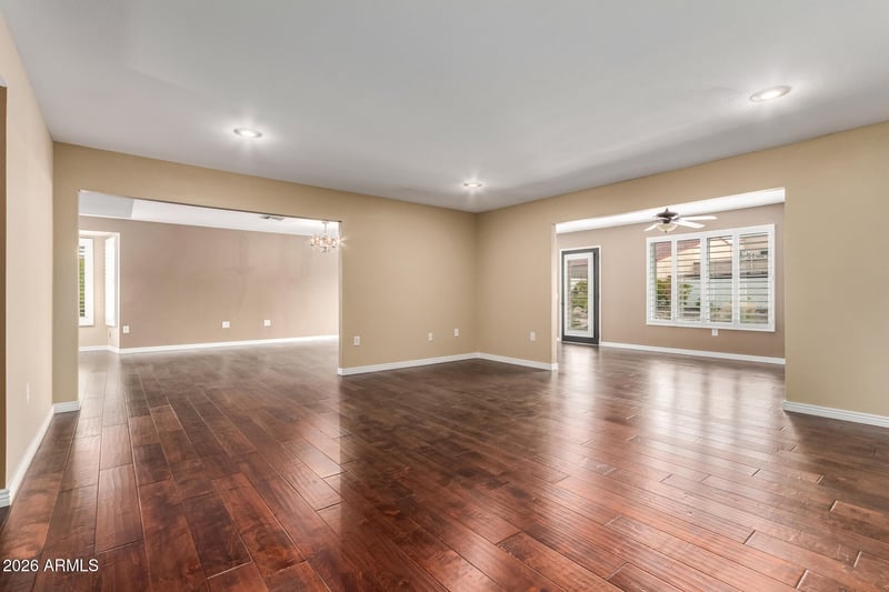18435 101st Dr, Sun City, AZ 85373