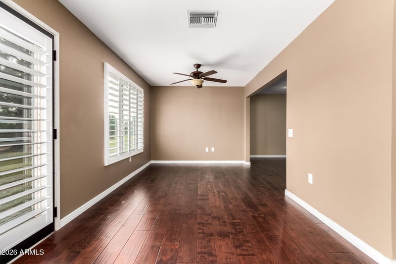 18435 101st Dr, Sun City, AZ 85373