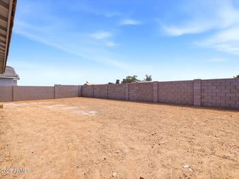 18435 Manzanita Dr, Waddell, AZ 85355
