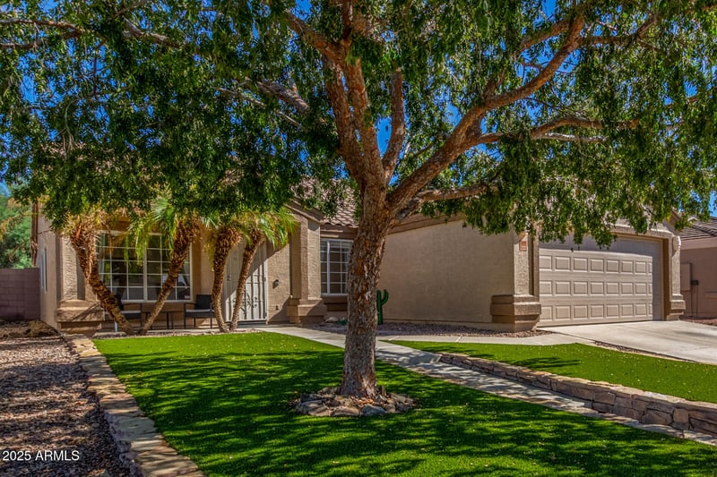 18437 111th Dr, Surprise, AZ 85378