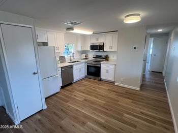 18441 1st St, Phoenix, AZ 85022
