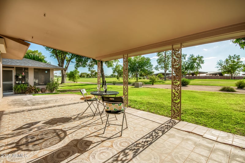 18442 104th Ave, Sun City, AZ 85373