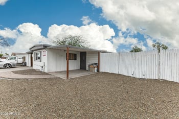 18442 1st St, Phoenix, AZ 85022