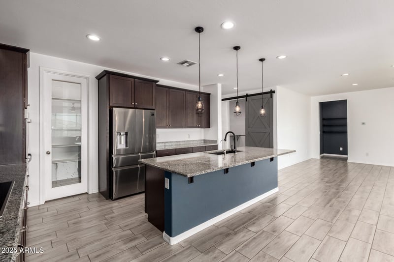 18443 Pioneer St, Goodyear, AZ 85338