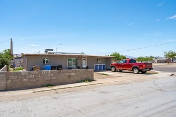 1845 Chipman Rd, Phoenix, AZ 85041