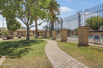 1845 W Citrus Way, Phoenix, AZ 85015