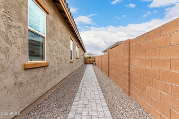 18453 Elwood St, Goodyear, AZ 85338