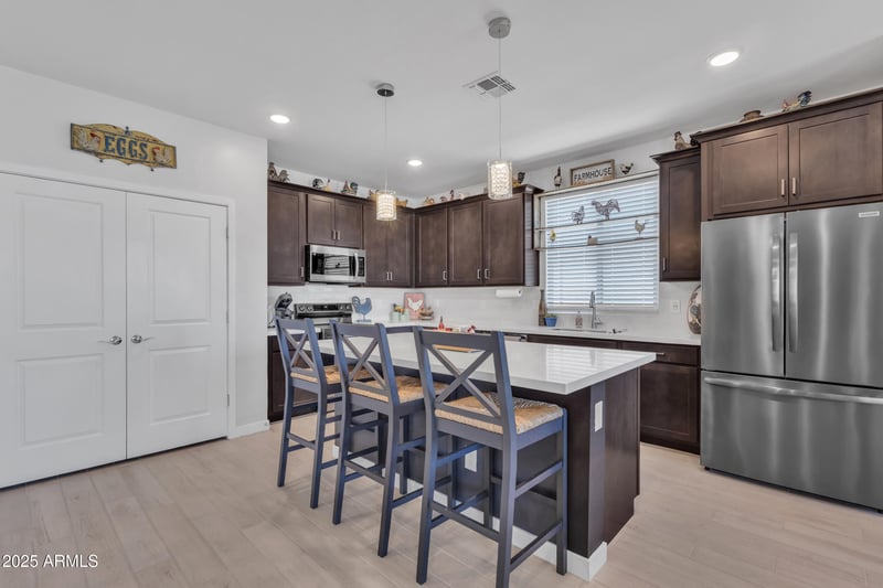 18456 Country Club Ter, Surprise, AZ 85387