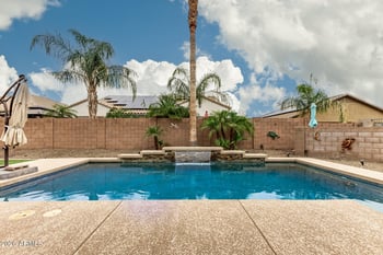 18456 Paradise Ln, Surprise, AZ 85388