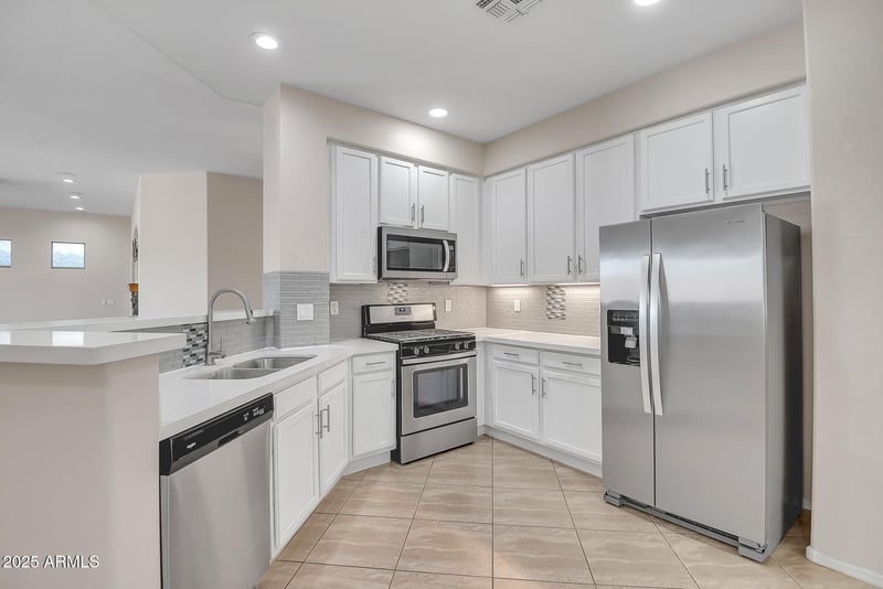 18458 Capistrano Ave, Goodyear, AZ 85338