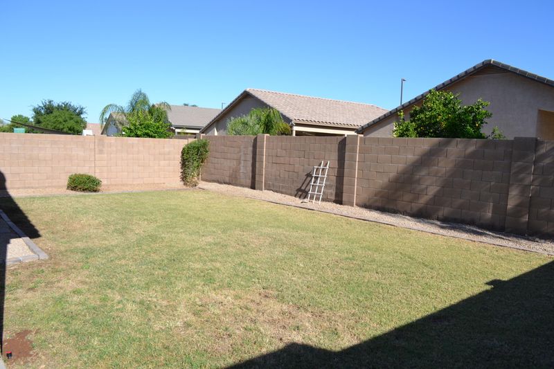1846 E Morgan Dr, Gilbert, AZ 85295