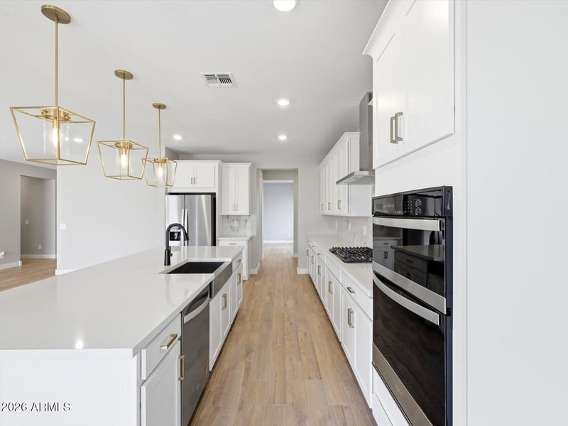 18464 W Loma Ln, Waddell, AZ 85355