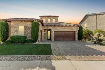 18465 Sunnyslope Ln, Waddell, AZ 85355