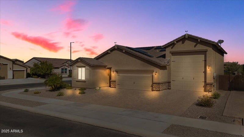 18466 Carlota Ln, Surprise, AZ 85387