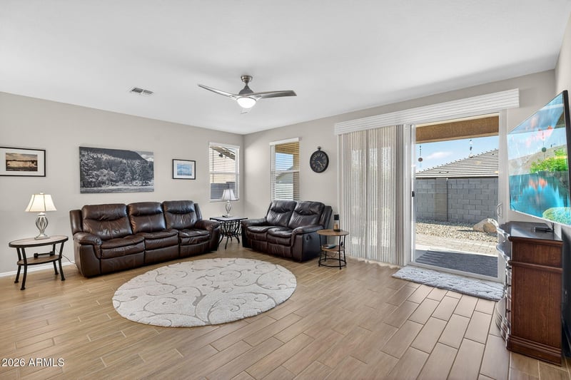18467 Carlota Ln, Surprise, AZ 85387