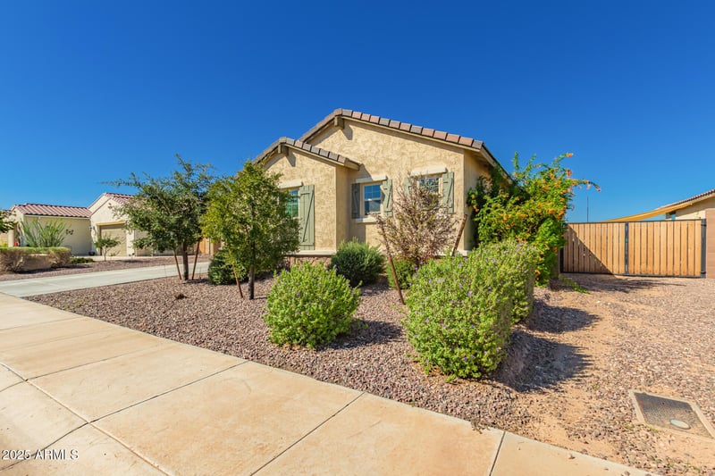 18474 College Dr, Goodyear, AZ 85395