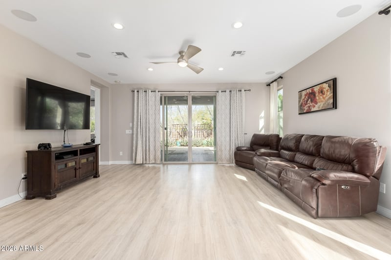 18474 Ipswitch Way, Surprise, AZ 85374