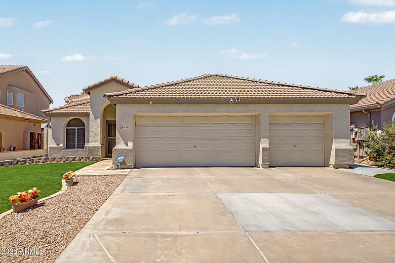 1848 Saratoga St, Gilbert, AZ 85296