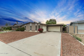 1848 Edgewood Ave, Mesa, AZ 85204