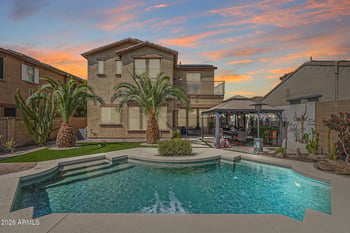 18487 W Desert View Ln, Goodyear, AZ 85338