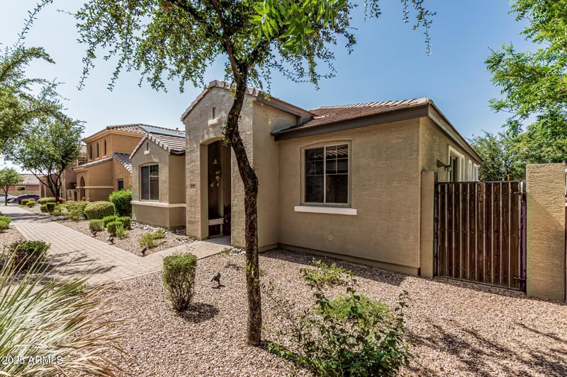 1849 Balboa Dr, Gilbert, AZ 85295