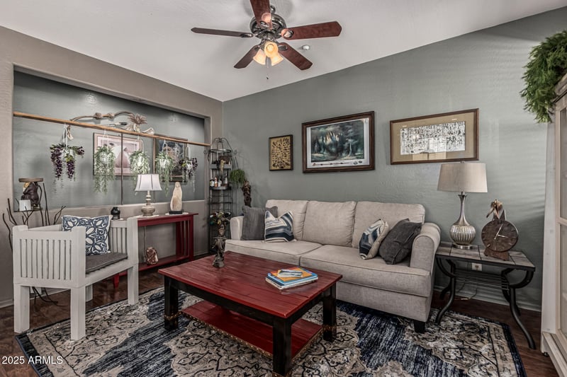 1849 Balboa Dr, Gilbert, AZ 85295