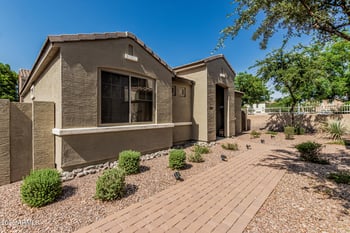 1849 Balboa Dr, Gilbert, AZ 85295