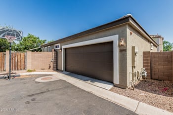 1849 Balboa Dr, Gilbert, AZ 85295