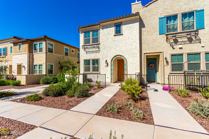 1849 Chelsea Ln #101, Gilbert, AZ 85295