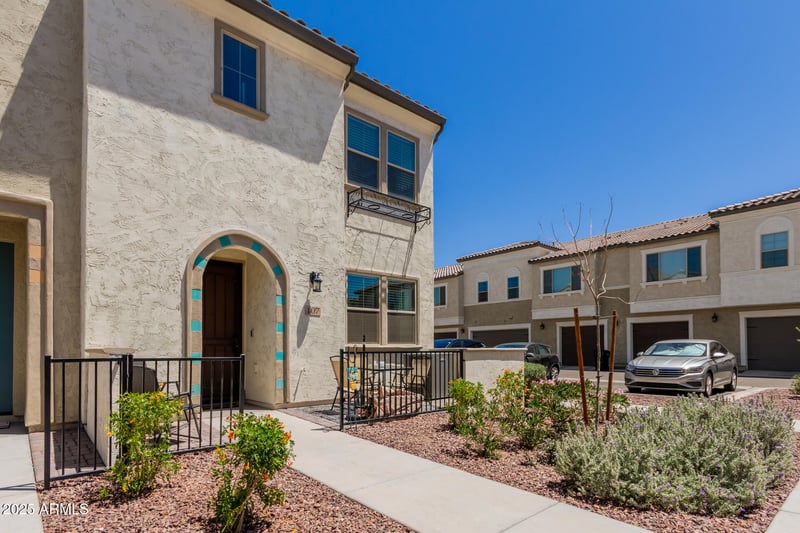 1849 Chelsea Ln #107, Gilbert, AZ 85295