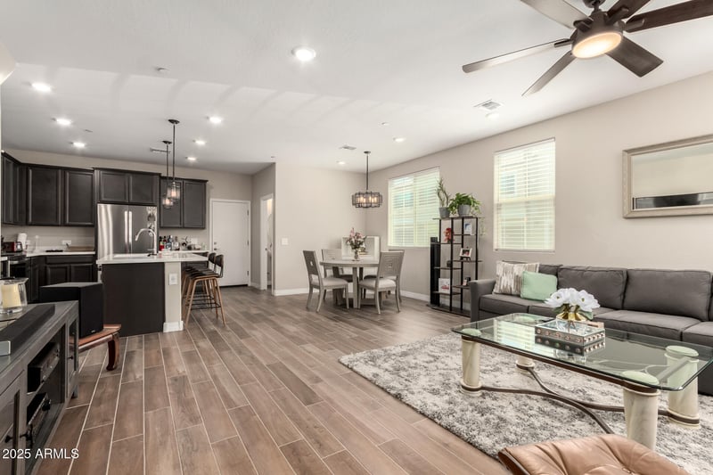 1849 Chelsea Ln #107, Gilbert, AZ 85295