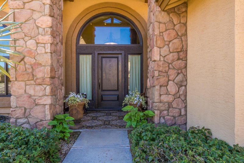 1849 E Brookwood Ct, Phoenix, AZ 85048