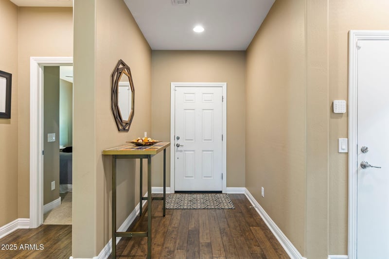 1849 W Buckhorn Trl, Phoenix, AZ 85085
