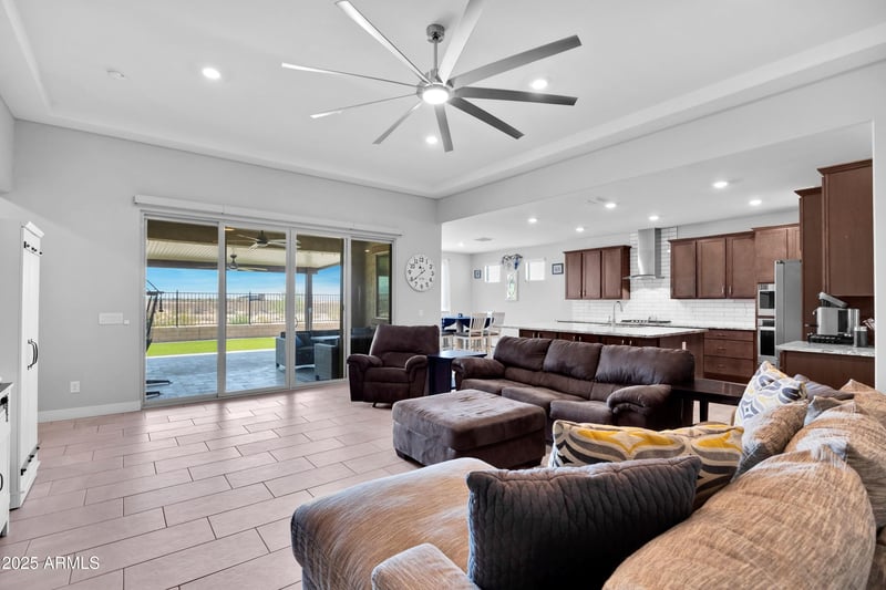 18493 Hiddenview Dr, Goodyear, AZ 85338