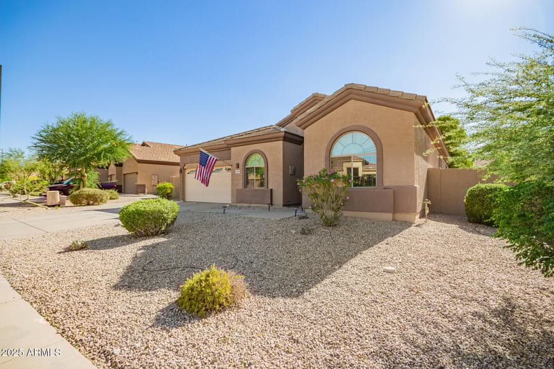 18493 San Carlos Dr, Goodyear, AZ 85338