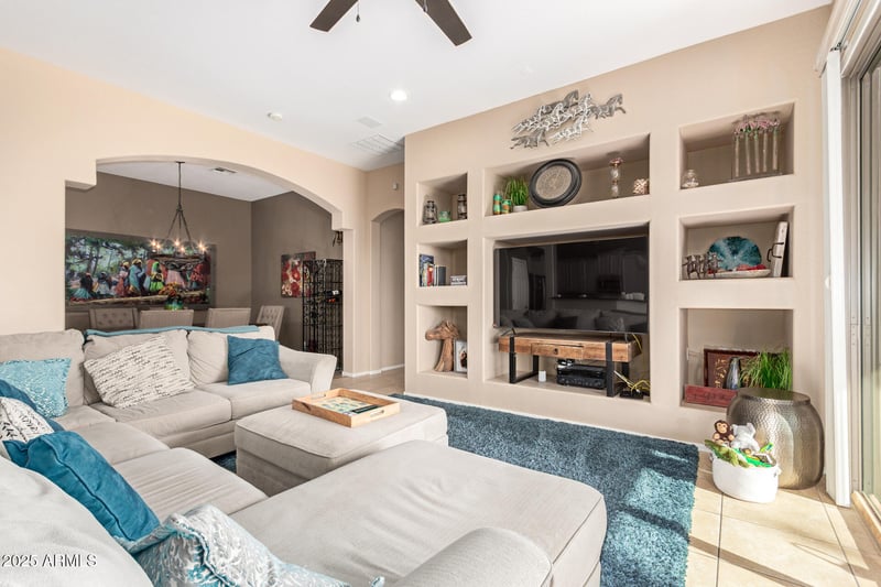 18493 San Carlos Dr, Goodyear, AZ 85338