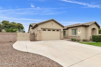 18495 Lark Dr, Queen Creek, AZ 85142