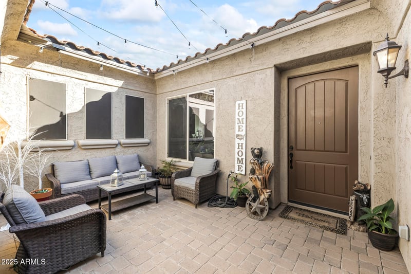 18495 Paradise Ln, Surprise, AZ 85388