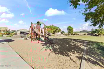 18495 Paradise Ln, Surprise, AZ 85388