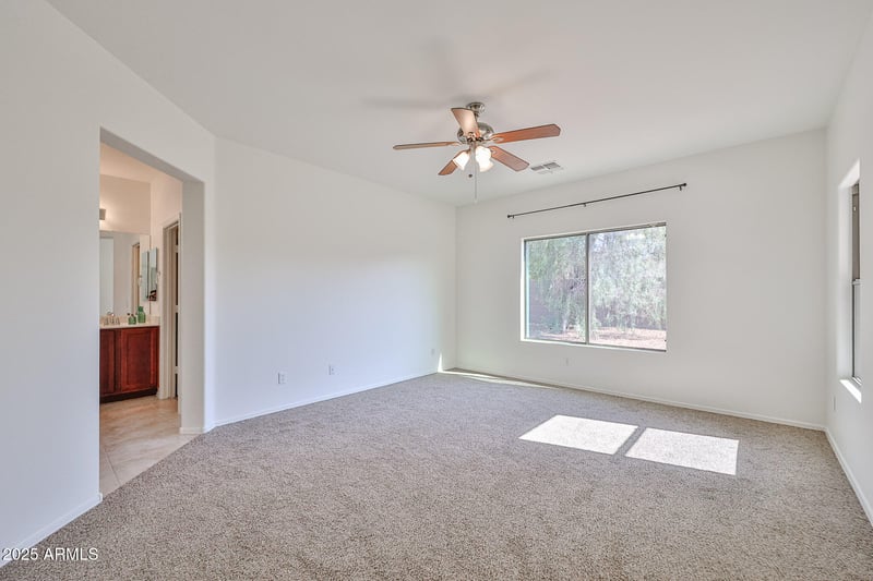 18495 Surprise Farms Loop, Surprise, AZ 85388