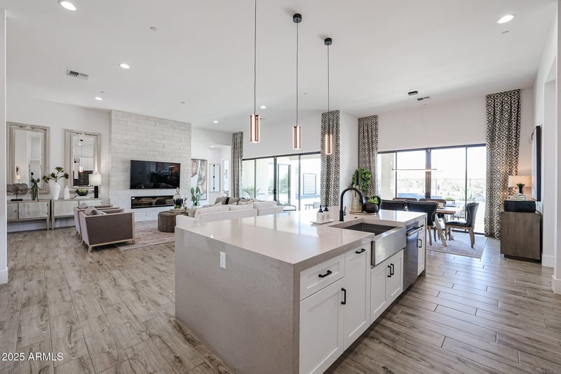 1850 Creek Canyon Rd, Phoenix, AZ 85086