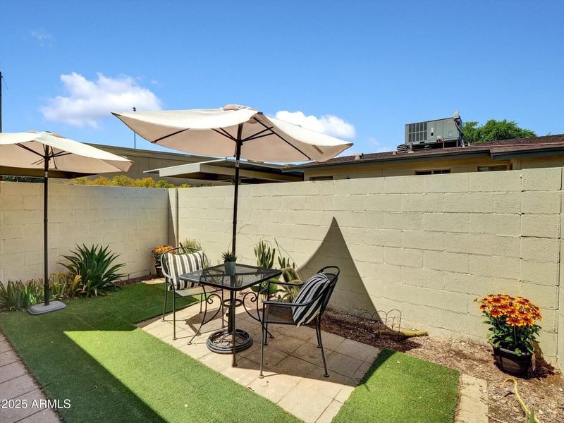 1850 Maryland Ave #64, Phoenix, AZ 85016
