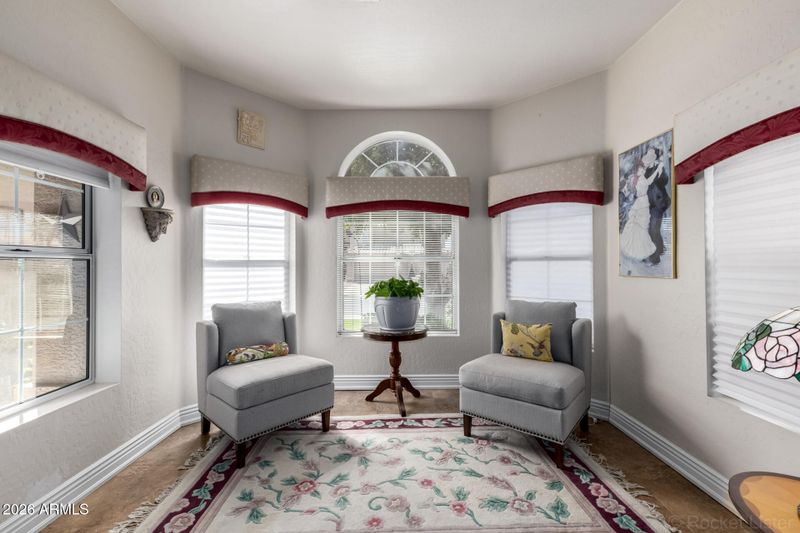 1850 W Desert Ln, Gilbert, AZ 85233
