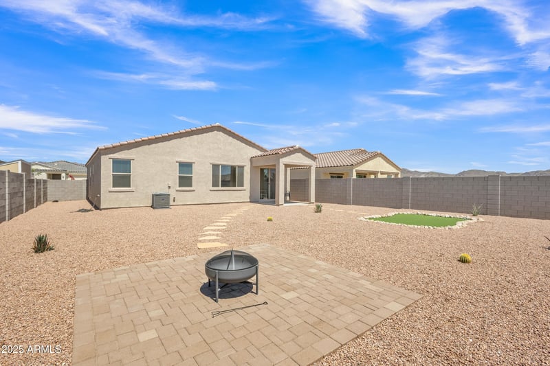 18501 E Donato Dr, Gold Canyon, AZ 85118